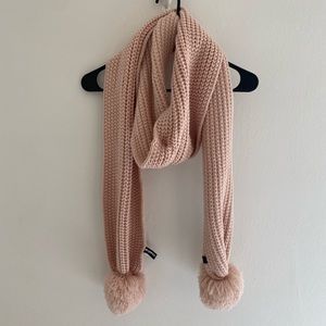 KARL LAGERFELD baby pink Pom Pom scarf